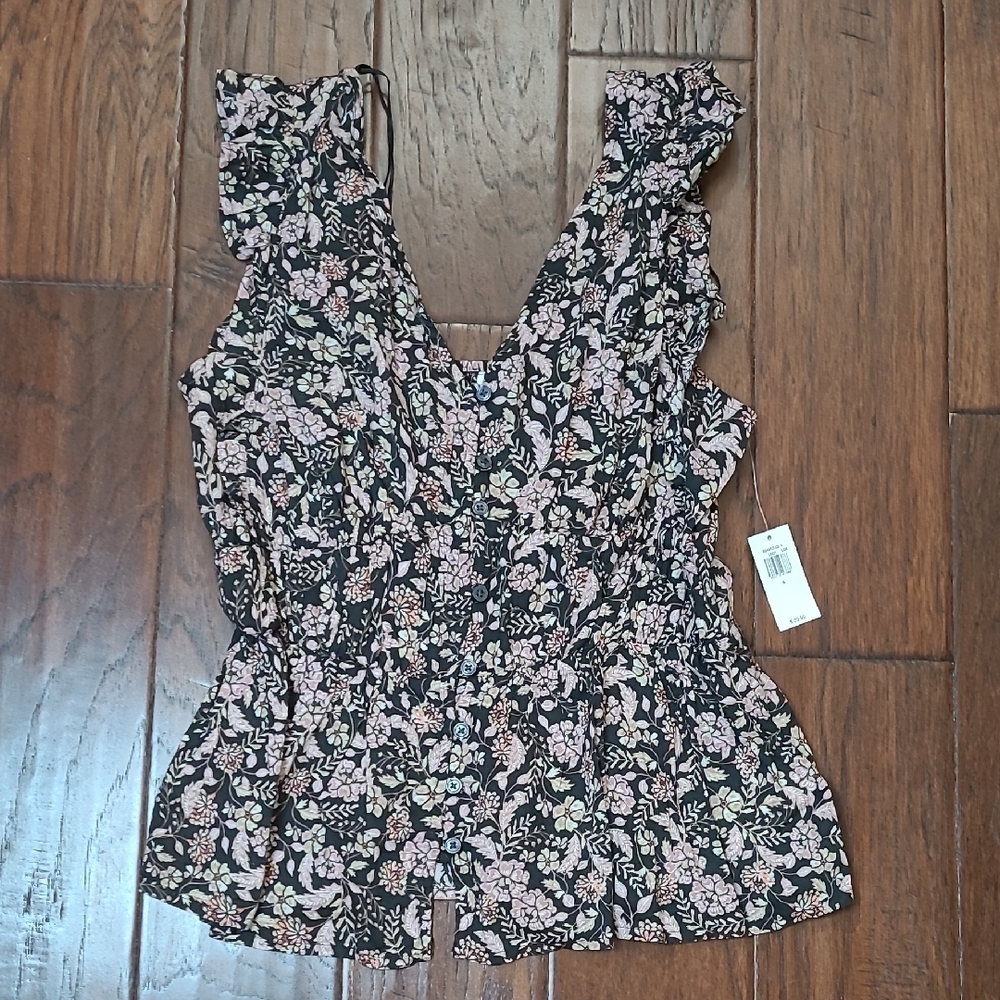 NWT Old Navy Sleeveless Black Floral Blouse with Ruffles & Smocked Back size S